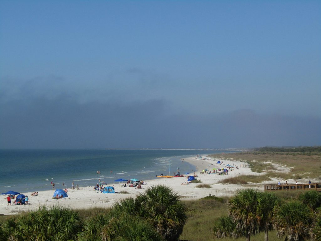 fort de soto park is one of the beaches near orlando