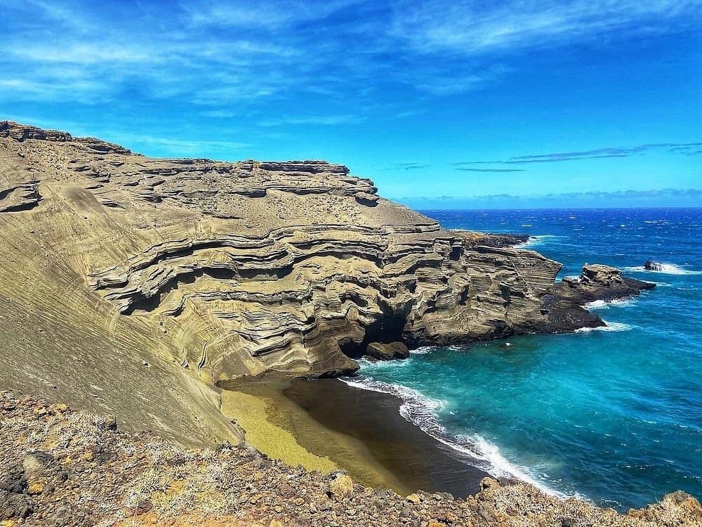 Read more about the article The Green Sand Beach in Hawaii: Everything You Want to Know About This Hidden Gem