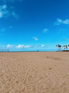 a trip to newport beach with kids has to include the beach!